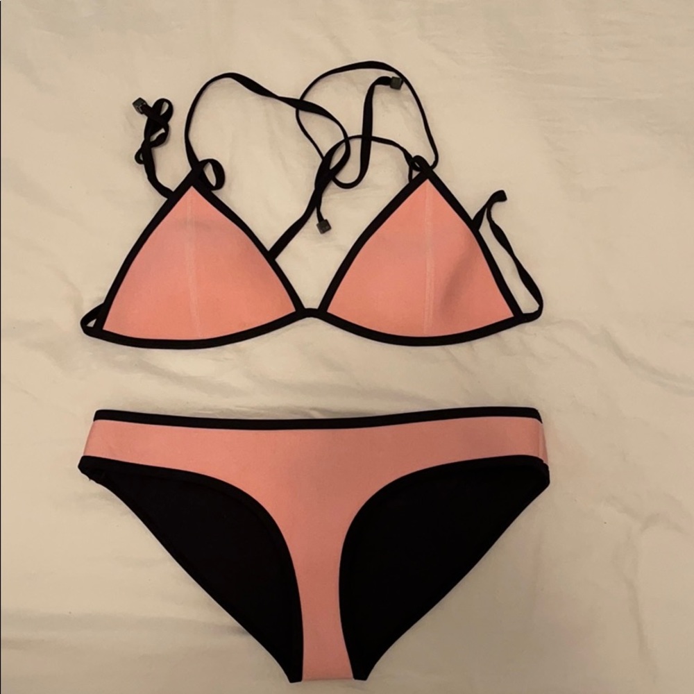 Pink triangl bikini